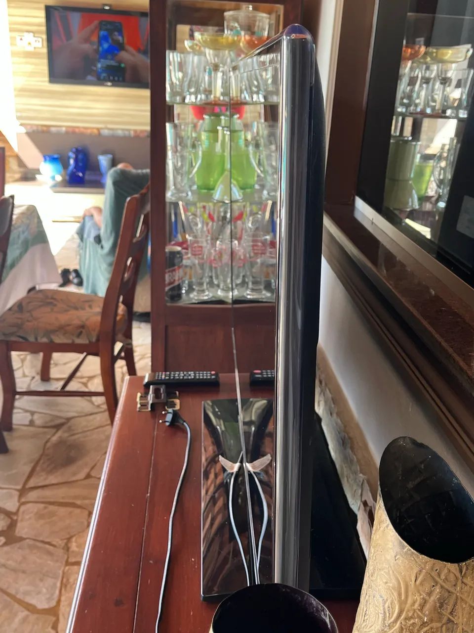 Vendo Televisão 46" - Foto 3