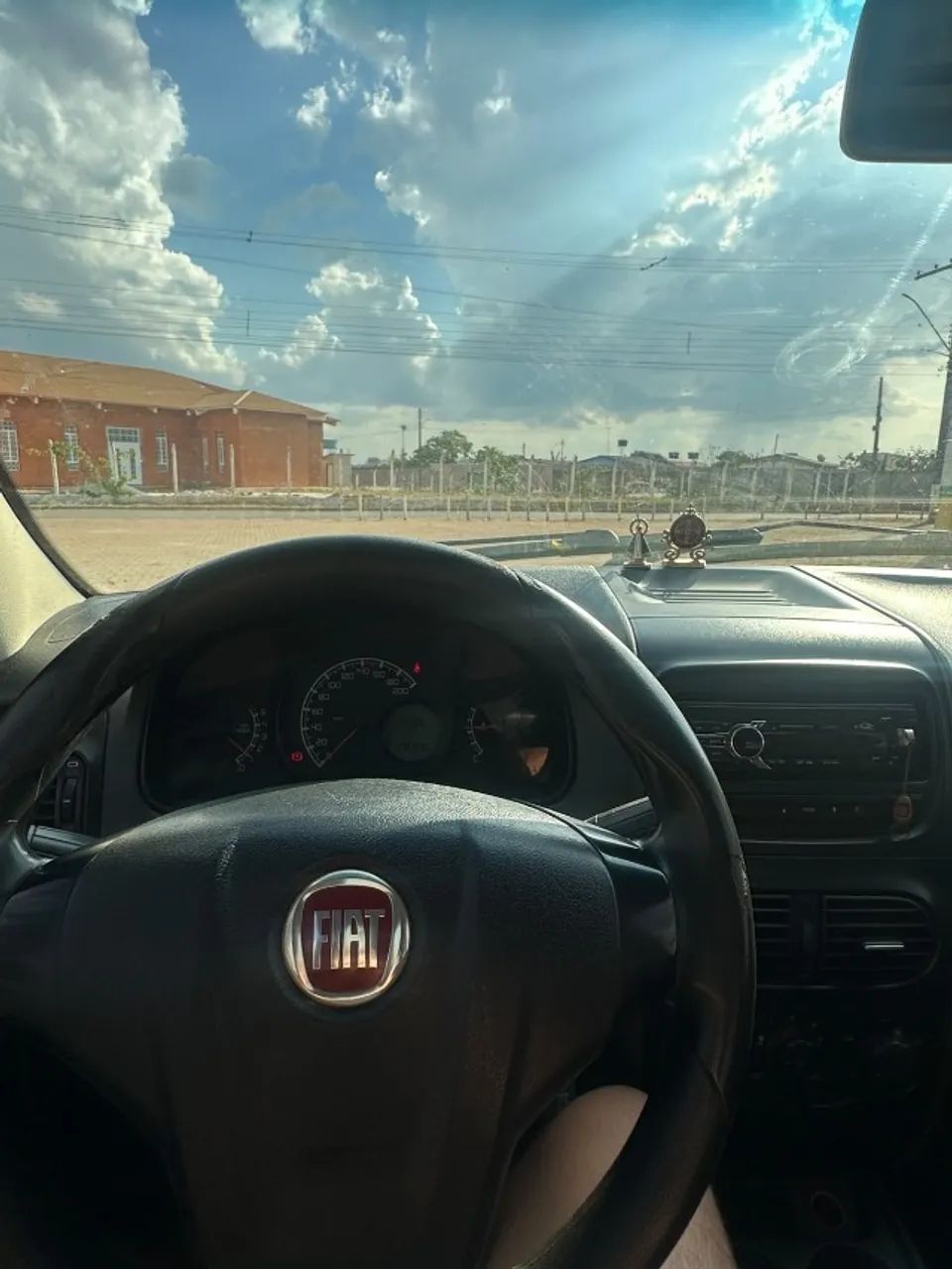 Fiat Strada Working 1.4 MPI Fire Flex 8V CE 2014 - Foto 3