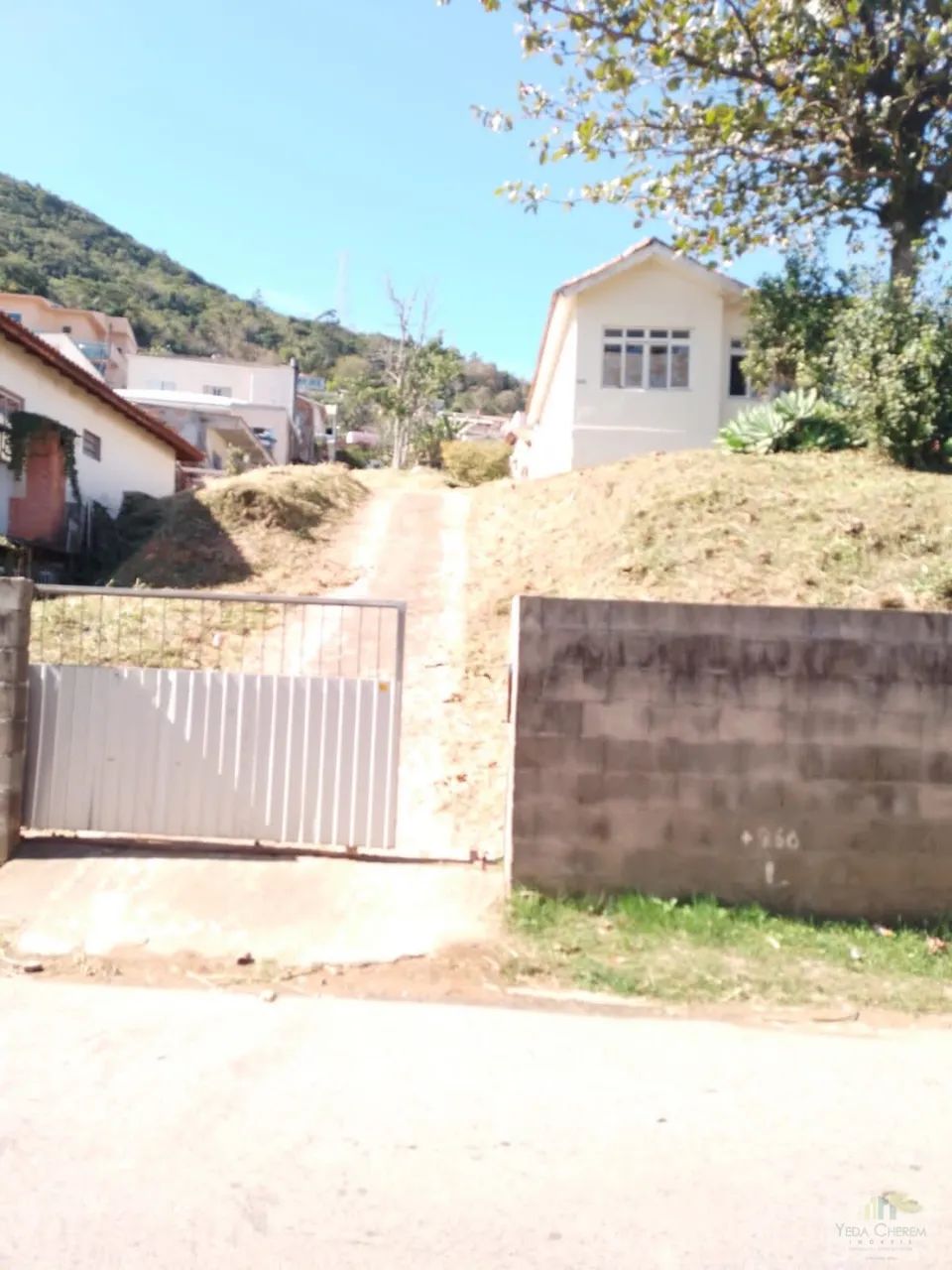 Terreno à venda no bairro Costeira Pirajubaé Florianópolis SC . - Foto 4
