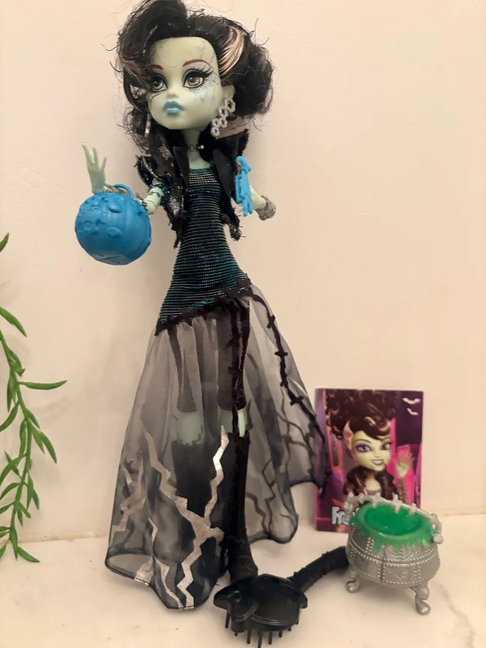 Monster High Frankie Stein Ghouls Rule (2012) - Foto 4