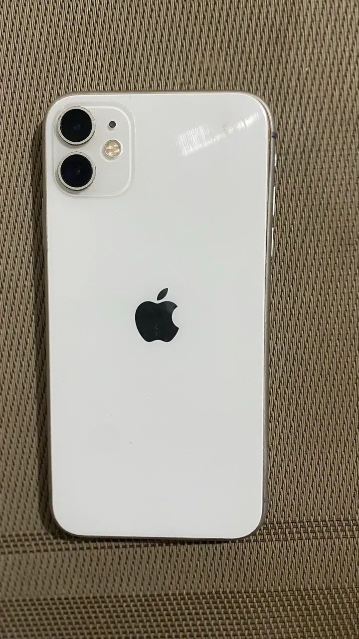 Vendo ou troco iPhone 11 128GB - Foto 3