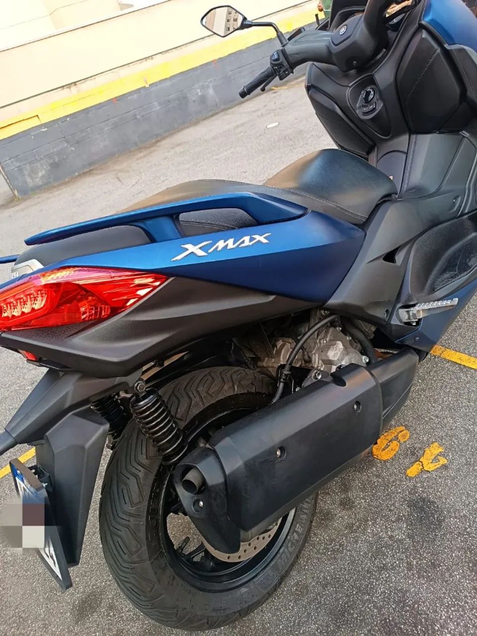 YAMAHA XMAX 2021 AZUL  - Foto 3