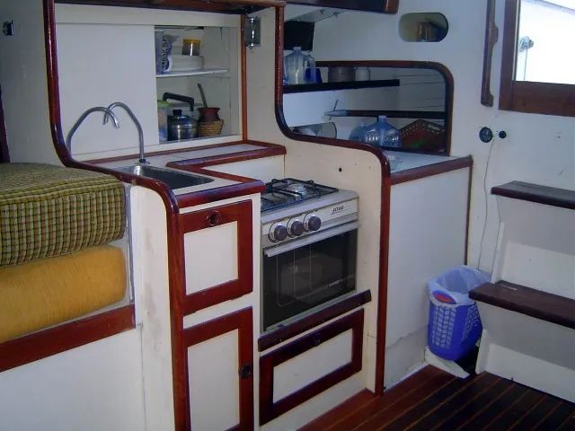 Veleiro 30' Madeira Laminado - Foto 7