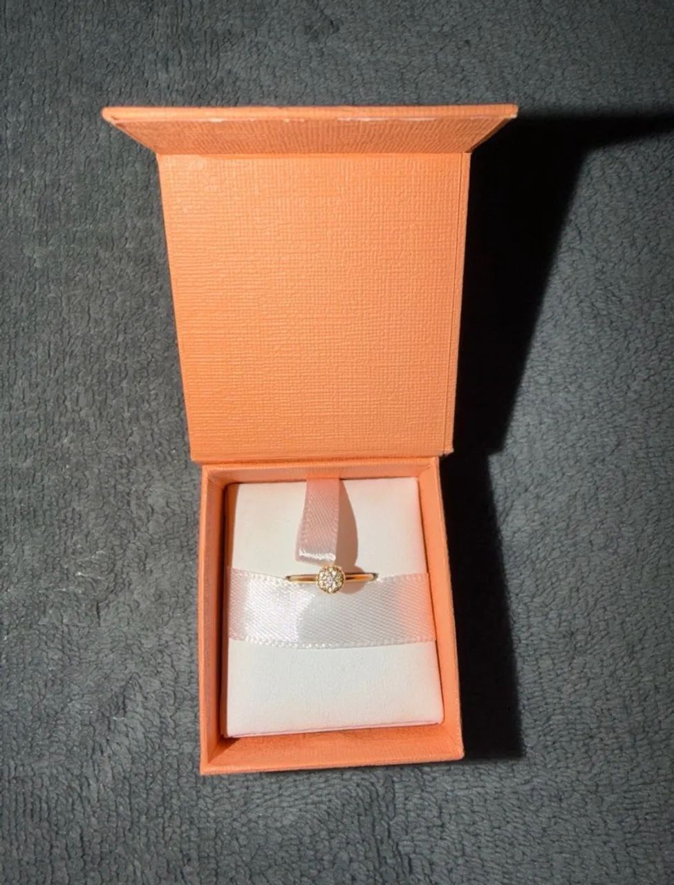 Anel de ouro 18k vivara com diamantes 