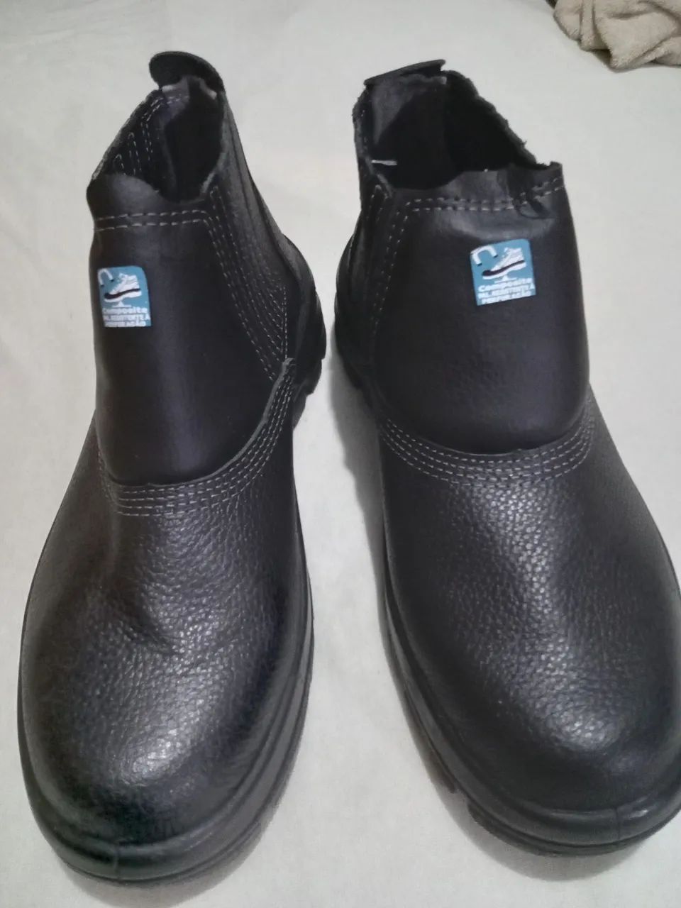 Bota bico de ferro 