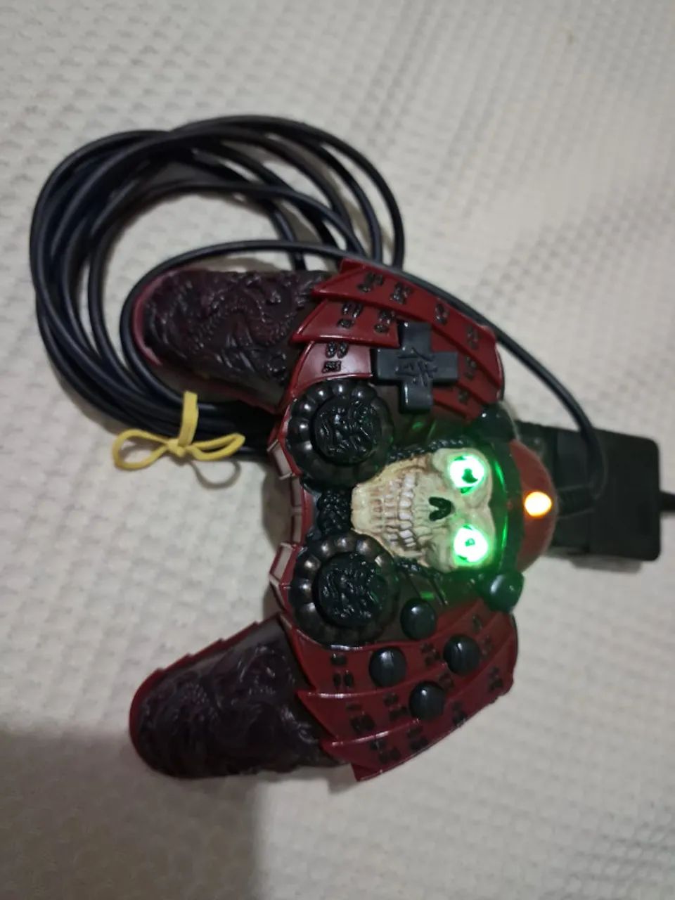 controle playstation 2 monstro tema samurai - Foto 5