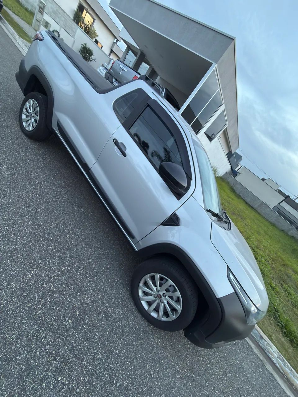 Fiat Strada Endurance 1.4 Flex 8V CS Plus 2023 - Foto 4