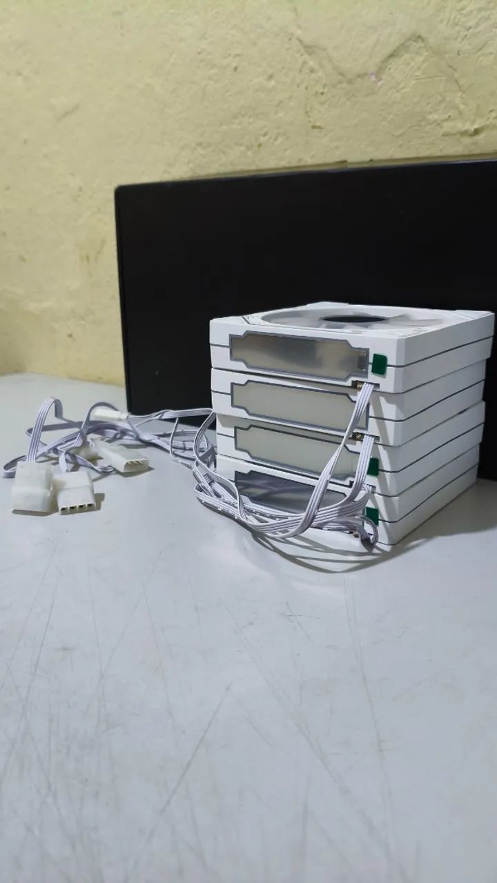 Kit de 4 Fans Hayom ARGB - Foto 3