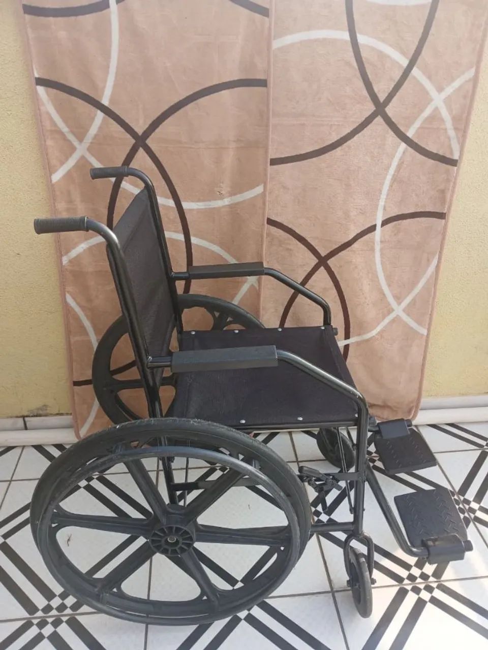 Cadeira de rodas  - Foto 2