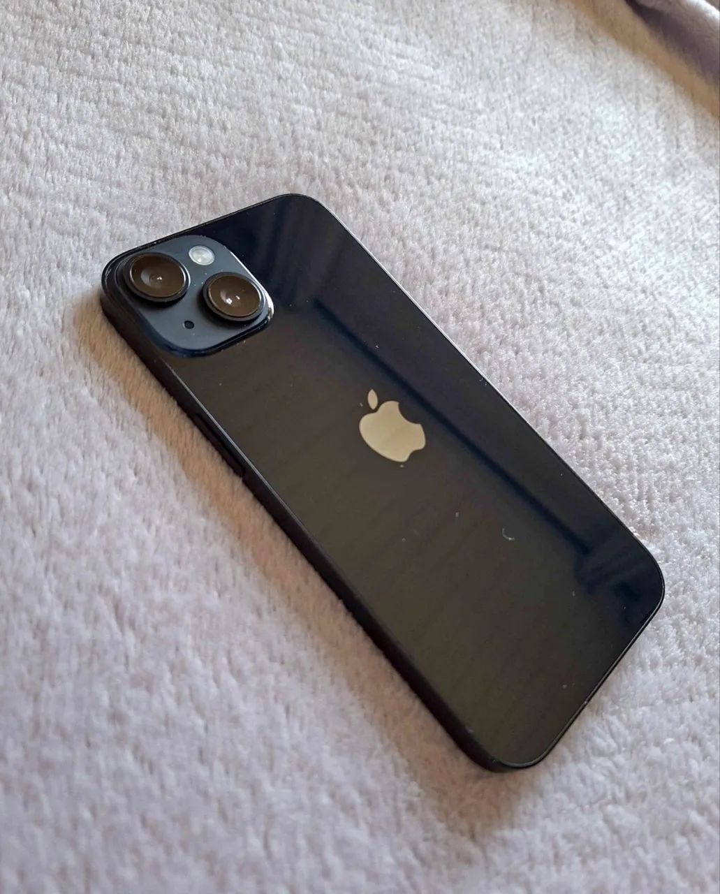 iPhone 14 preto 128 GB 