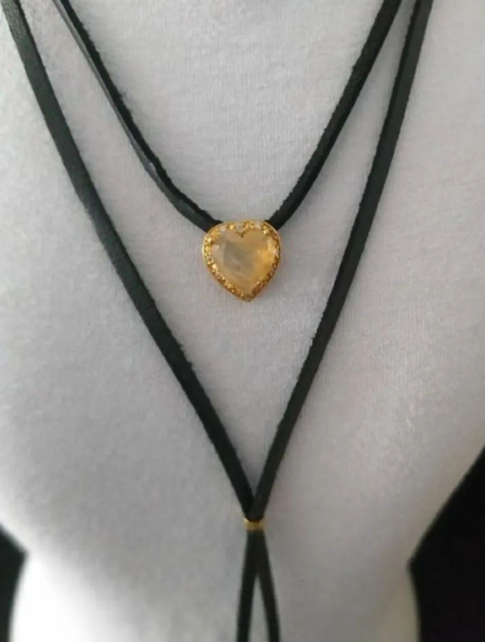 COLAR DUPLO, EM COURO LEGITIMO PRETO, COM QUARTZO RUTILADO. NOVO. - Foto 3