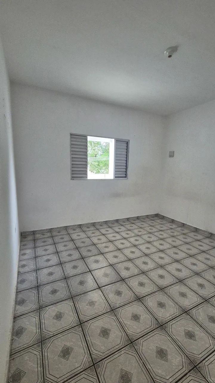 Casa com 2 Dormitórios, Sala, Cozinha, Banheiro e Lavandeira. - Foto 5
