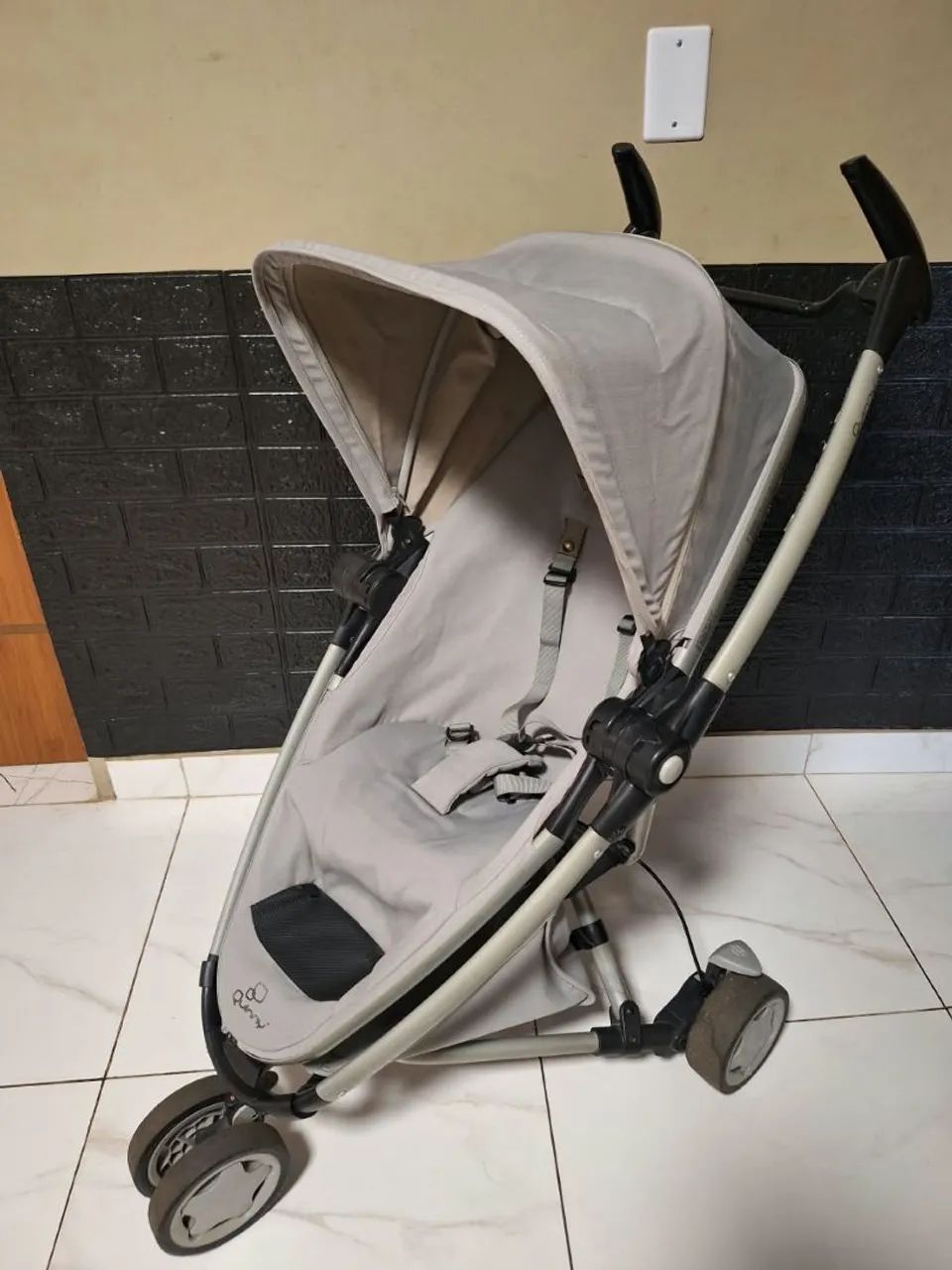 Carrinho Quinny modelo de passeio - Foto 5