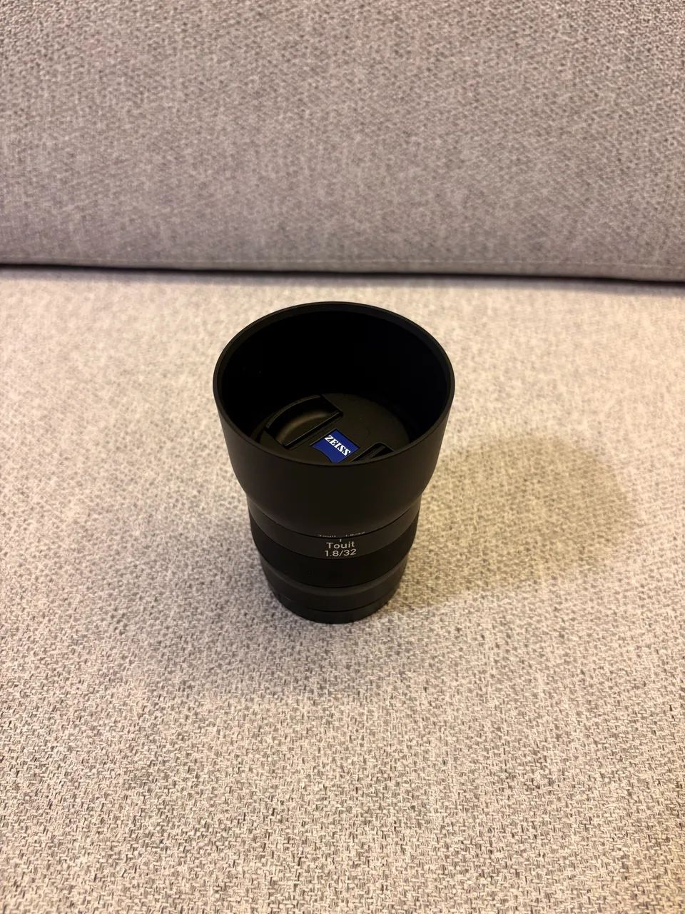 Câmera Sony a6500 com lente Zeiss 32 f1.8 - Foto 2