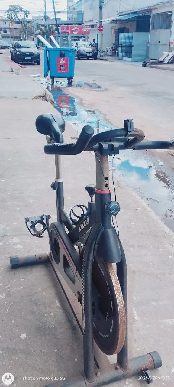 Vendo bicicleta ergométrica.