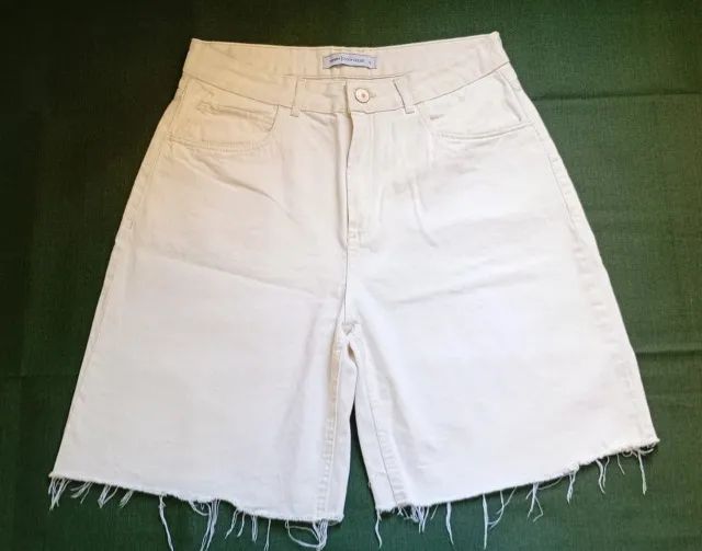 bermuda (jorts) off white