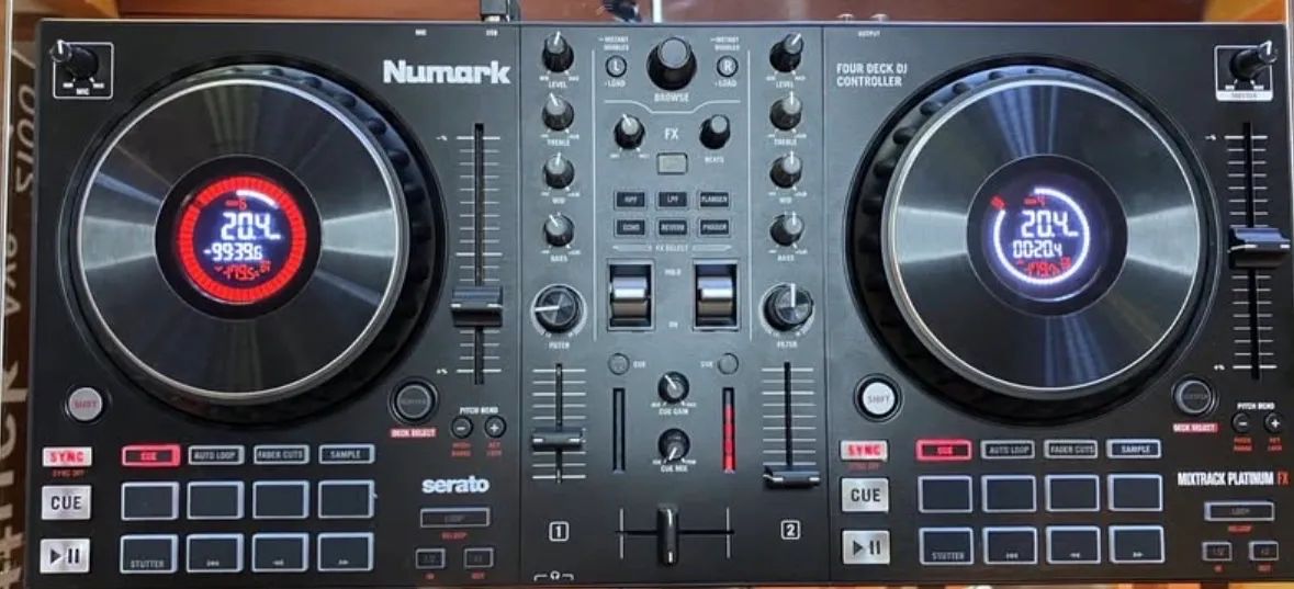 Controladora Numark platinum 