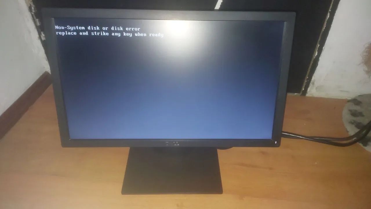 Monitor Dell E1916HF 19" LED - Foto 2