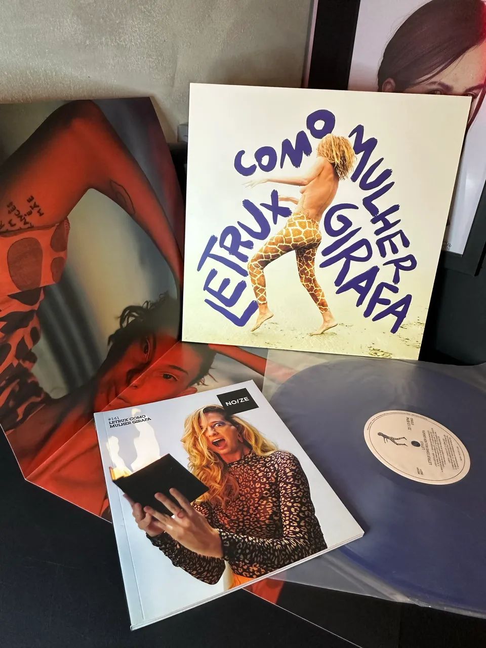 Vinil Letrux - Letrux como mulher girafa + Revista Noize