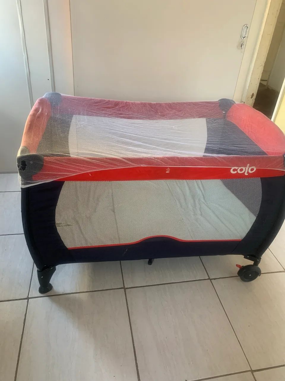 Chiqueirinho portátil com colchão 