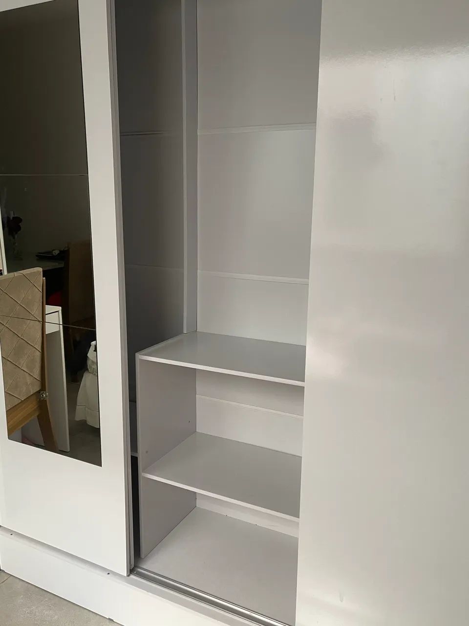 Guarda Roupa com Espelho - Foto 3