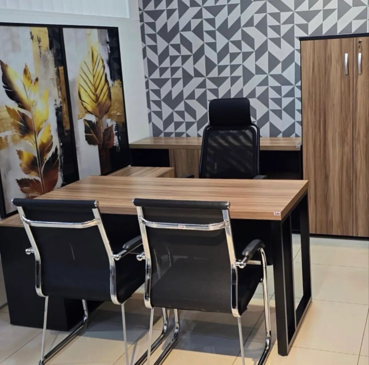 MESA E ARMARIOS PARA ESCRITORIO LOJA IKONOFFICE  - Foto 2