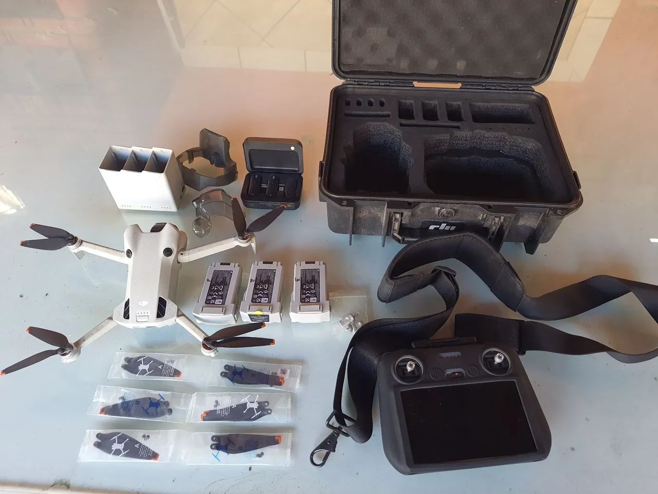  Drone DJI Mini 4 pro COMBO FLY MORE