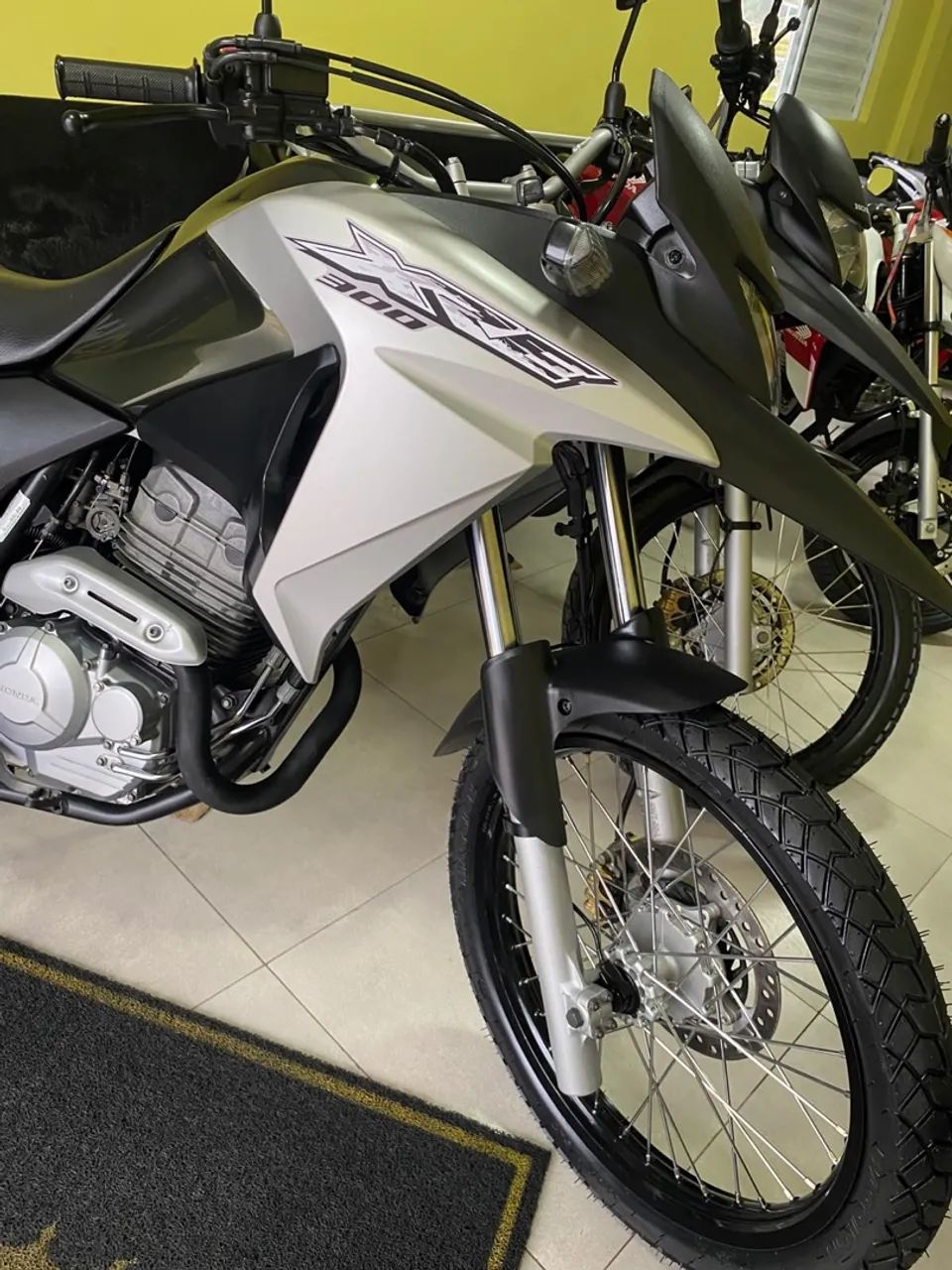 XRE 300 Adventure Flex 2017 - 1540989781 | OLX