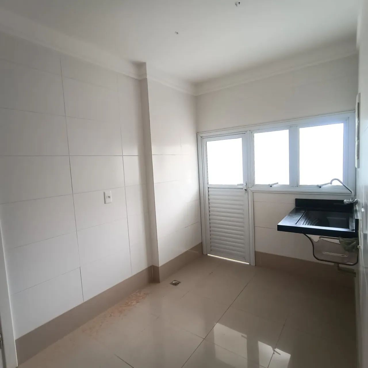 Imóvel para venda tem 230 metros quadrados com 4 quartos em Pompéia - Santos - SP - Foto 10