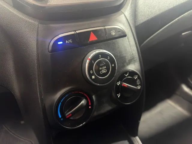 Hyundai HB20 Comf./c.plus/c.style 1.0 Flex 12V 2017 - Foto 5