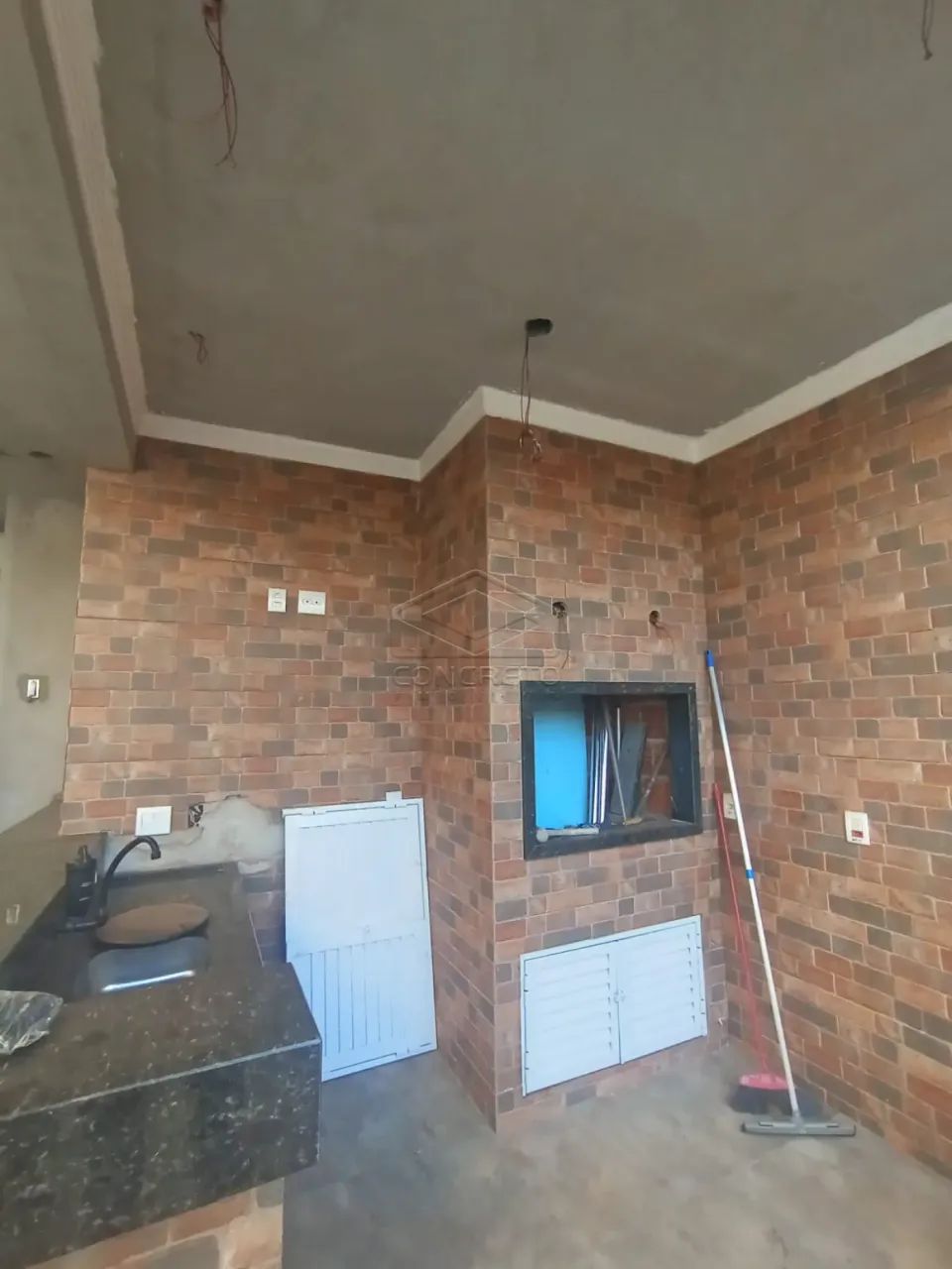 EXCELENTE CASA COM 3 DORMITÓRIOS COM PISCINA - Foto 3