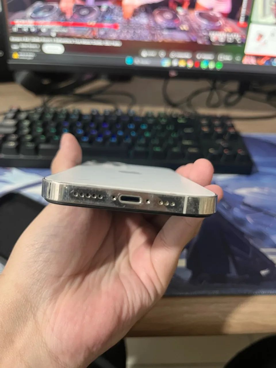 PRA HJ!! Iphone 12 Pro 128gb (detalhe) - Foto 2