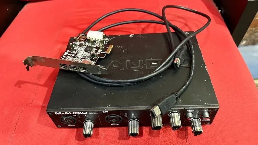 Interface de Áudio M-Audio - Firewire
