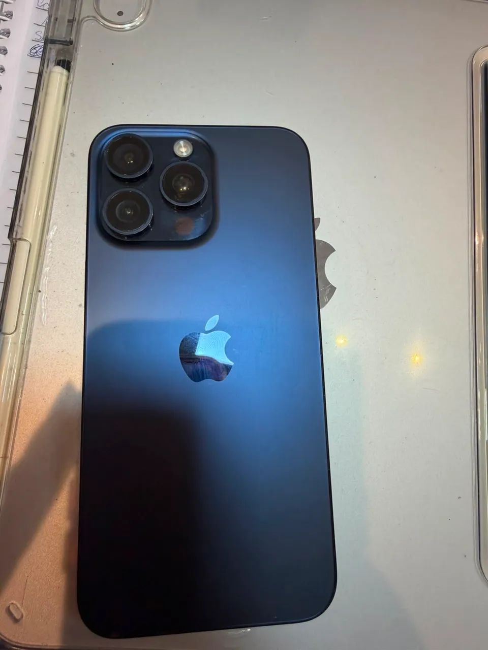 iPhone 15 pro max 256 azul titânio,todo original. - Foto 2