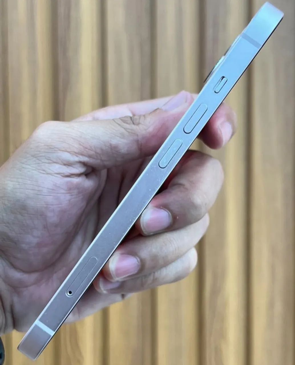 iPhone 13 128GB Branco  - Foto 5