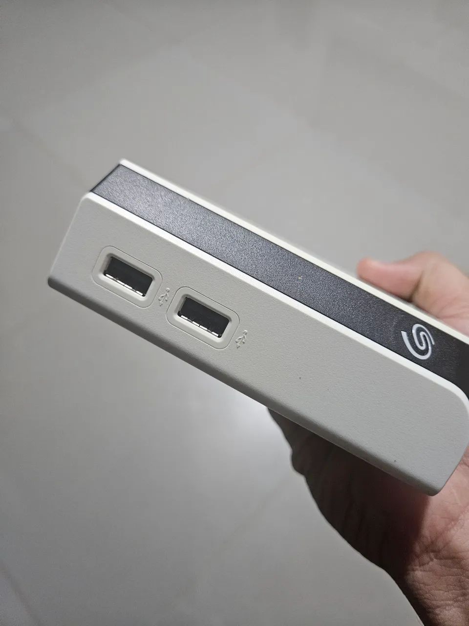 Hd externo Seagate 8Tera byte - Foto 2