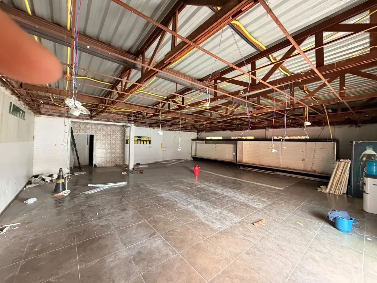 PONTO COMERCIAL DE ESQUINA  NO D. PEDRO - 250M2 - Foto 5