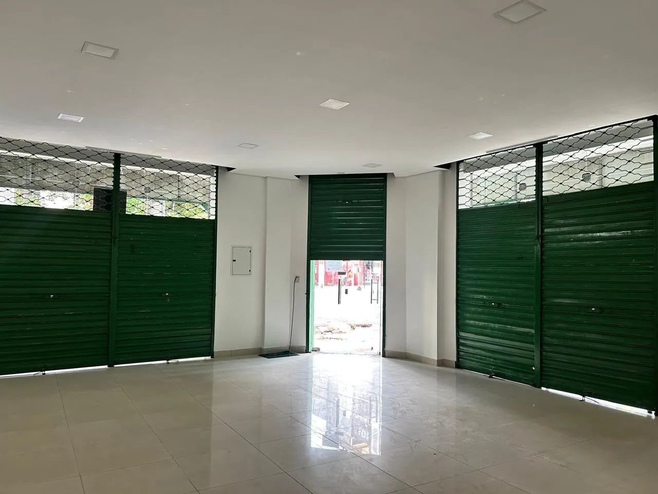 Alugo prédio na 14 de Abril  - Foto 2