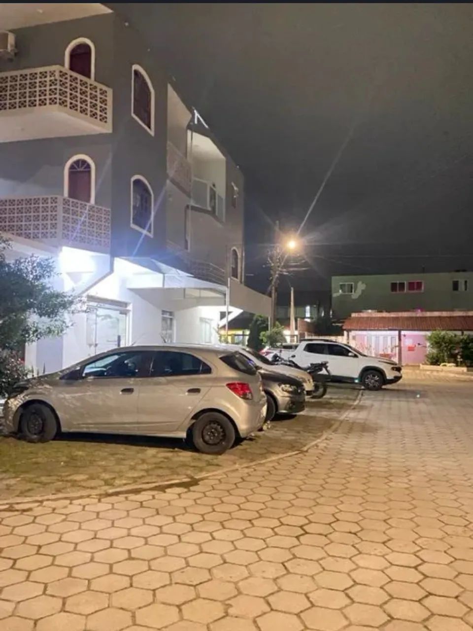 Sala comercial grande a poucos passos da Praia do Sonho  - Foto 2