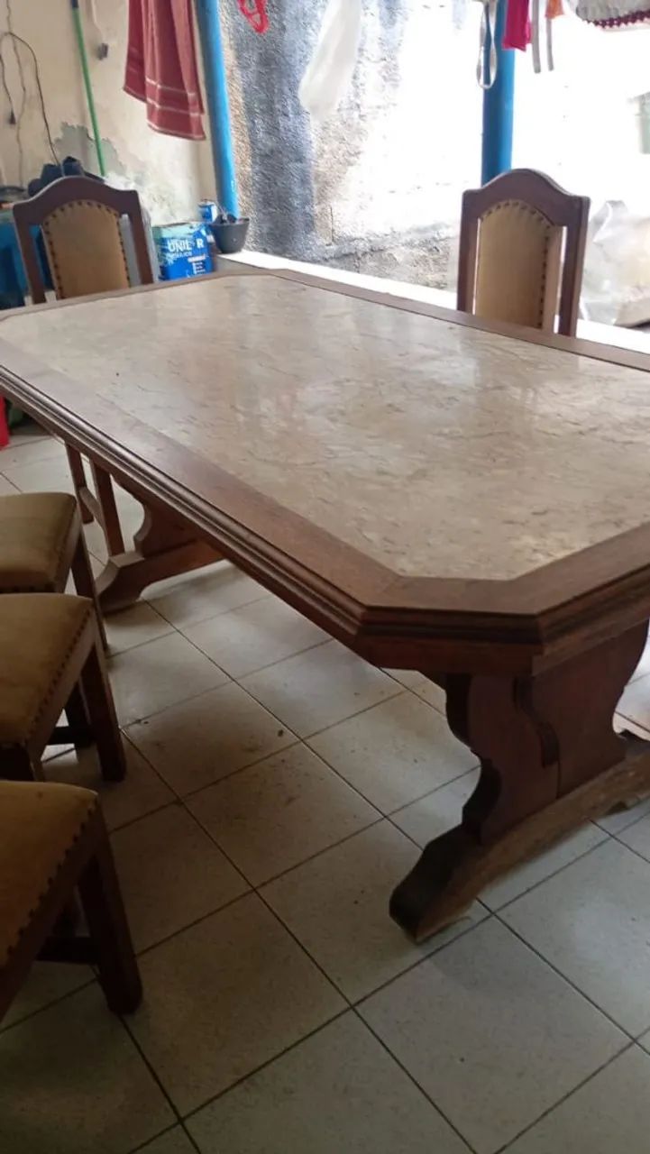 Mesa de madeira com mármore. - Foto 2