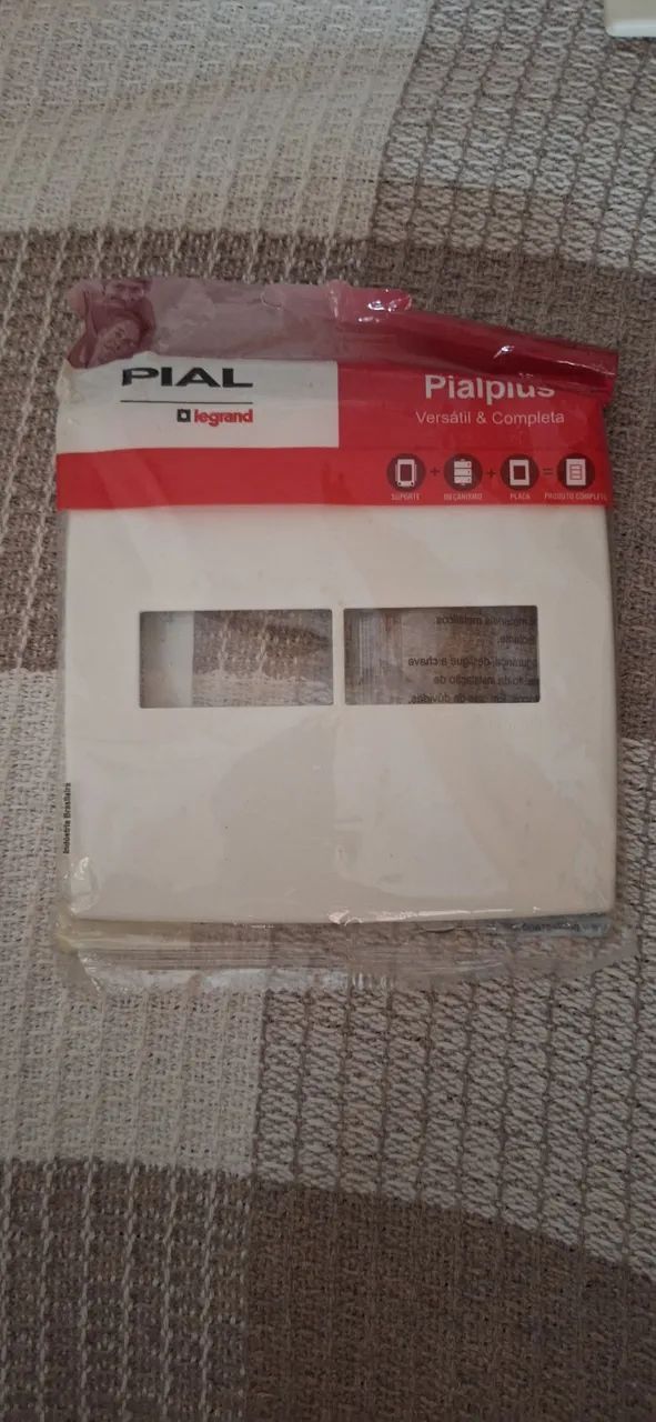 Placa pial legrand 