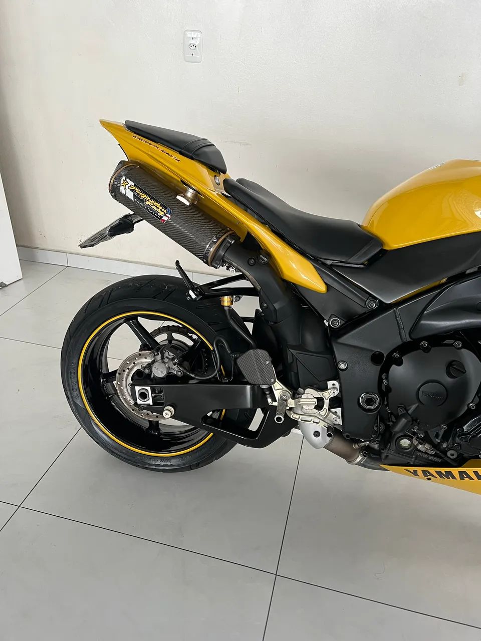 Yamaha YZF R-1 1000 2009 - Foto 5