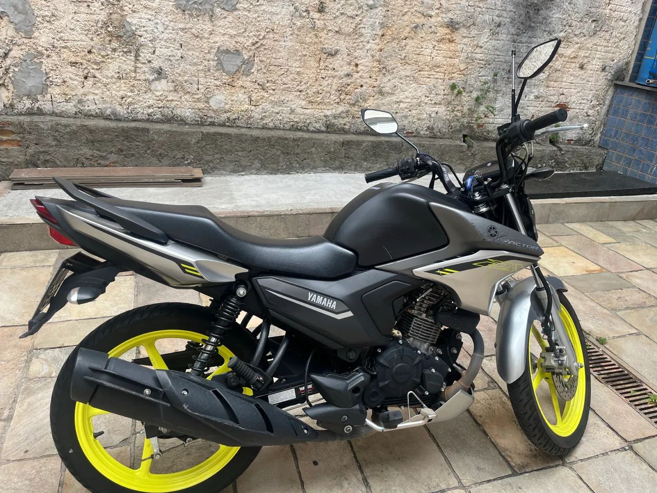 YBR Factor 2025 DX 