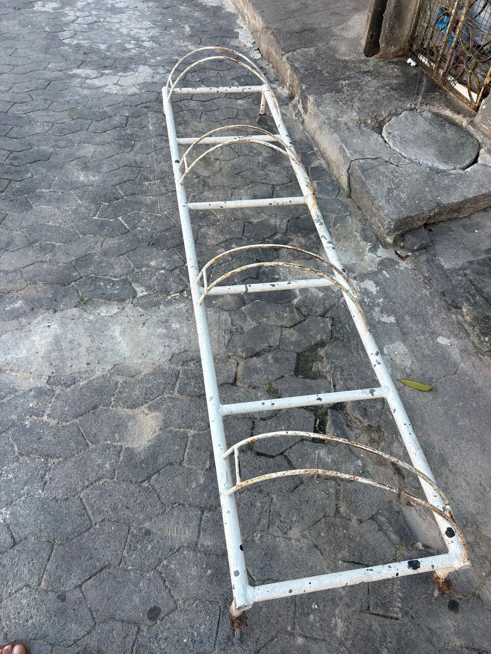 Bicicletário 2,50 de comprimento  - Foto 3