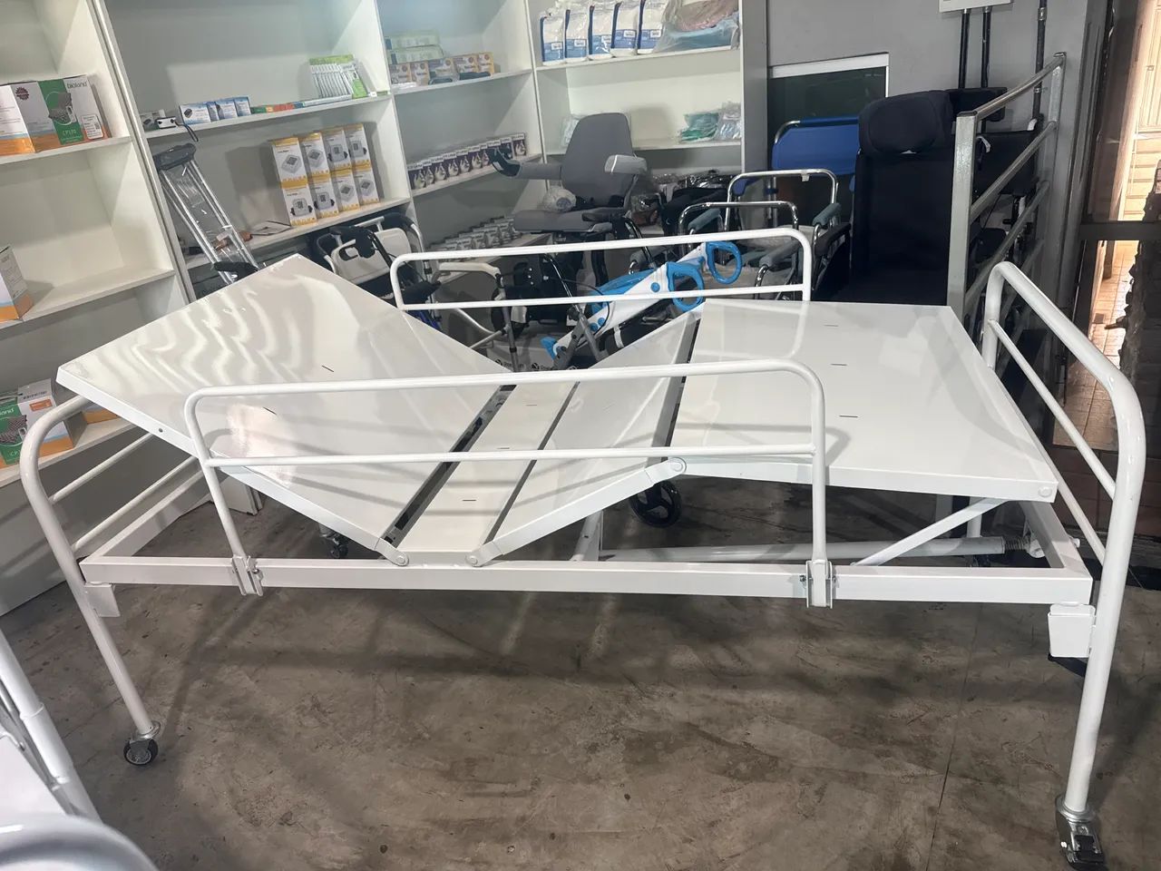 Cama hospitalar manual nova  - Foto 4