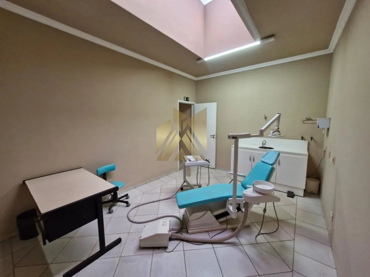Comercial para Venda em Santa Gertrudes, Centro, 3 banheiros - Foto 5