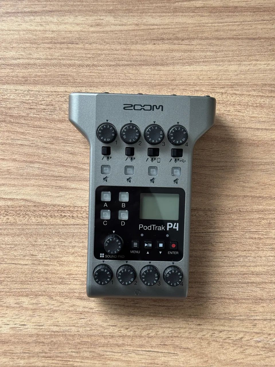 Gravador Zoom PodTrak P4 - Equipamentos e Acessórios de Som