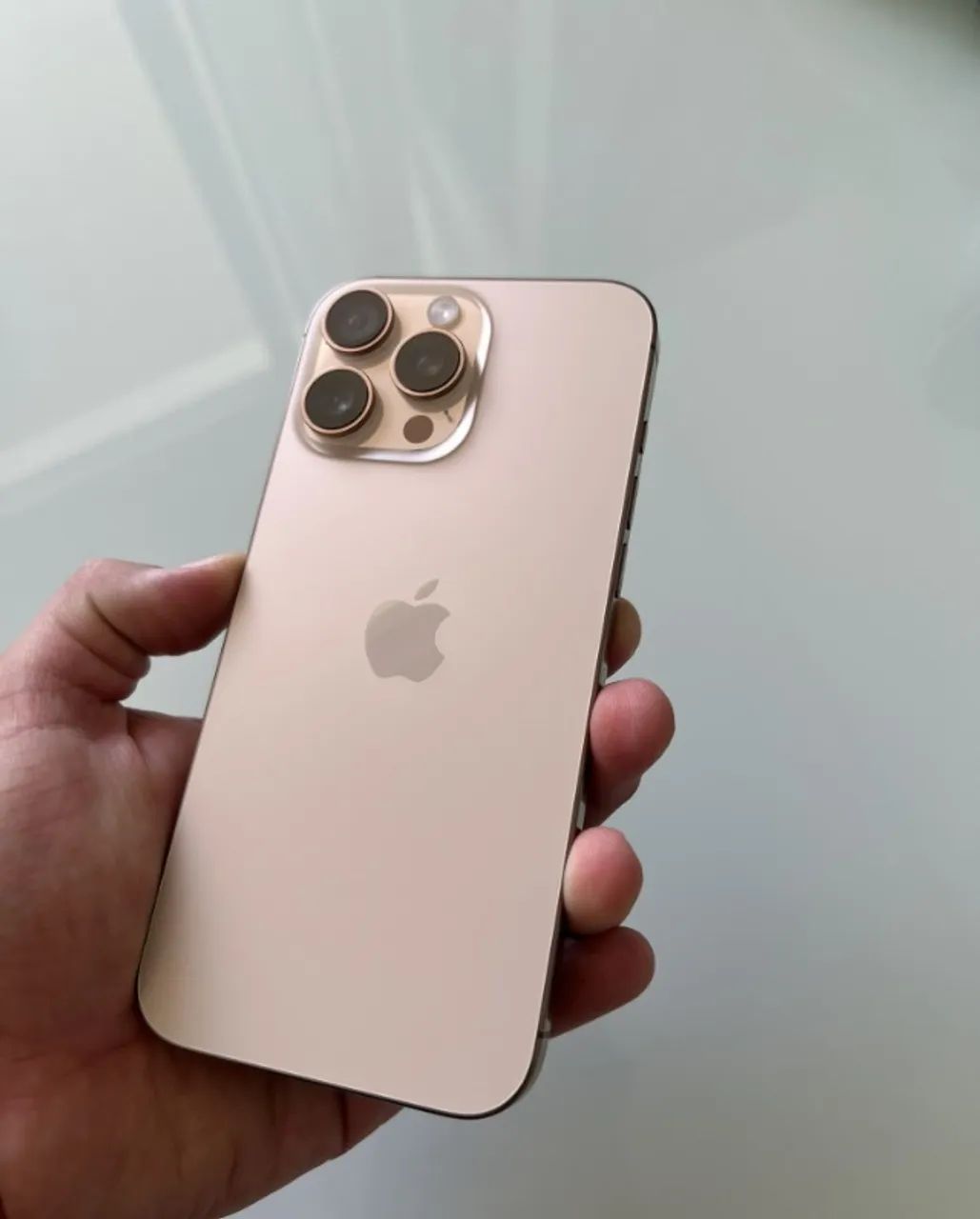 Iphone 16 PROMAX - Deserto Titânio 