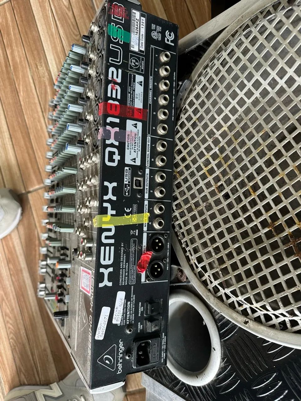 Mesa de som behringer  - Foto 3
