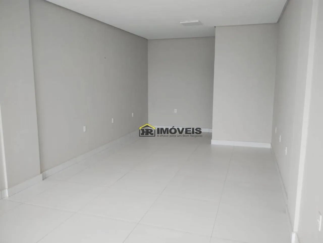 Ponto Comercial com 32m² para Aluguel  Piçarreira - Foto 5
